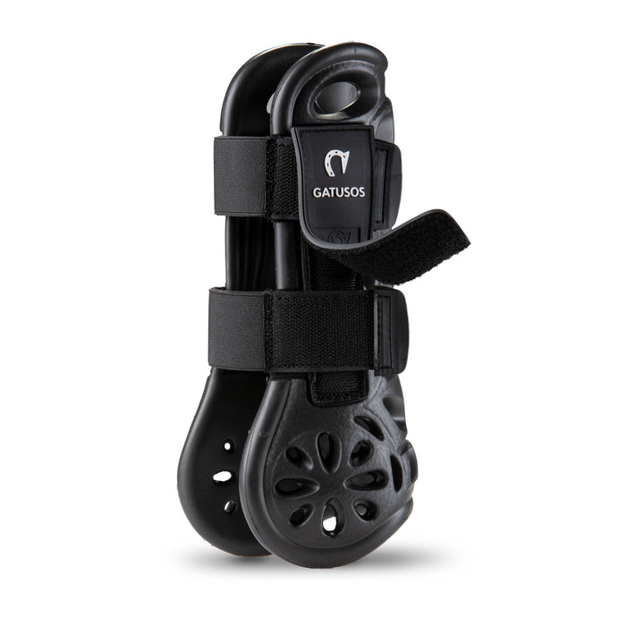 Fermeture large velcor autorisée FEI pour cette guêtre Gatusos Air. Idéal travail quotidien du cheval.