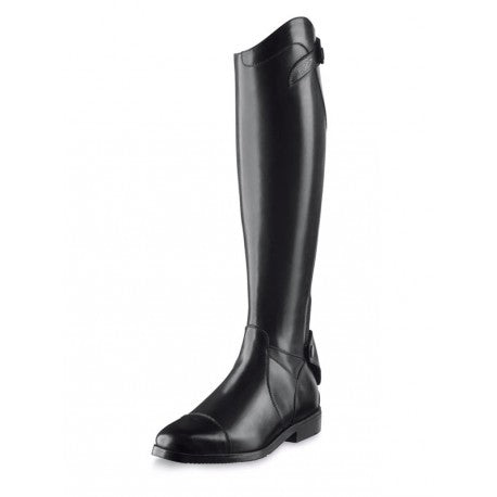 EGO7 - Bottes Ariès d'équitation en cuir noir. Sans lacets. Très élégante mais aussi durables. Vendues par Fouilhoux Fontainebleau. Elles sont demi mesures pour bien s'adapter à votre jambe. 